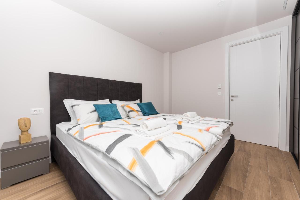 Luxury Adria Sea & City View Apartment Makarska Exterior photo